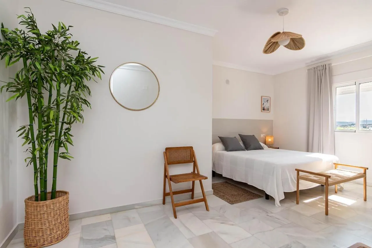 Hostal El Alferez El Palmar  Guest house